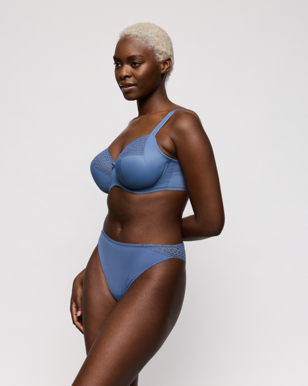 Soutien-gorge emboitant bonnet profond - MONTARA - PrimaDonna