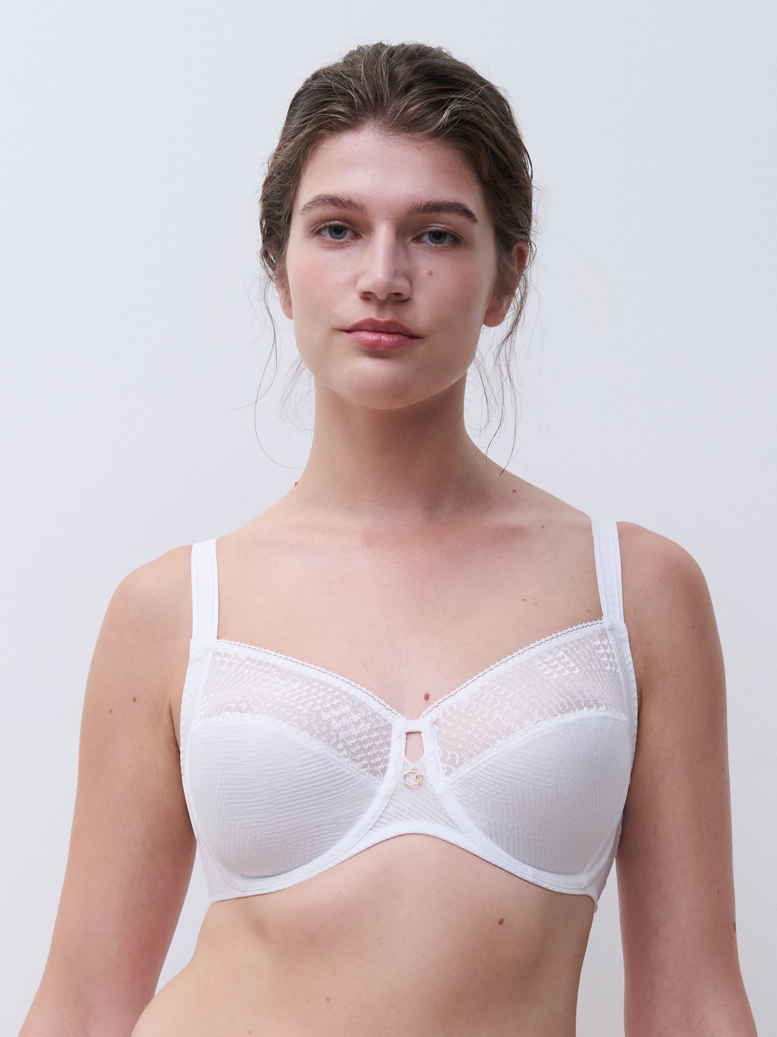Soutien-gorge - INTRIGUE - armature très enveloppant - Chantelle