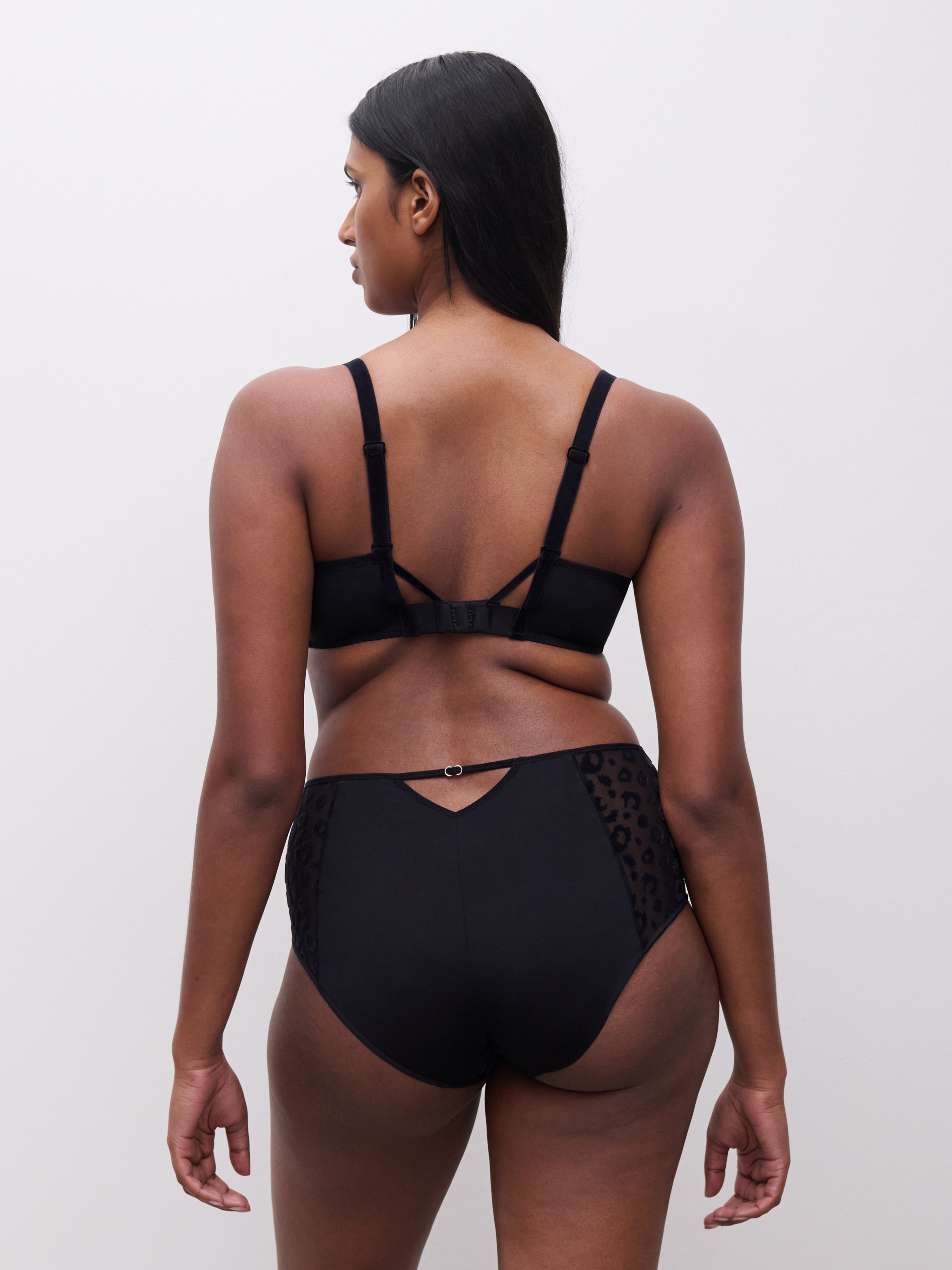 Soutien-gorge armature enveloppant - GIRLS - Chantelle