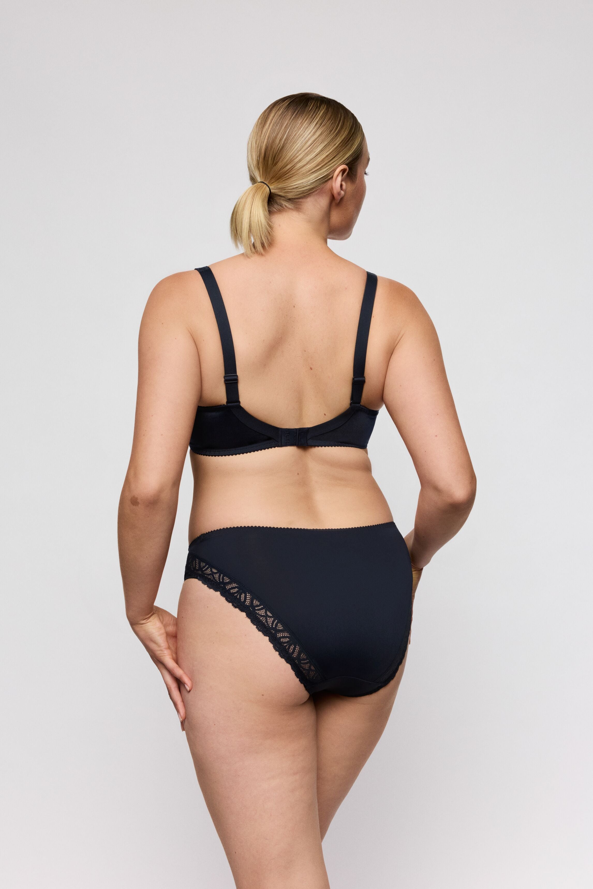 Soutien-gorge emboitant bonnet profond - SALERNO - PrimaDonna