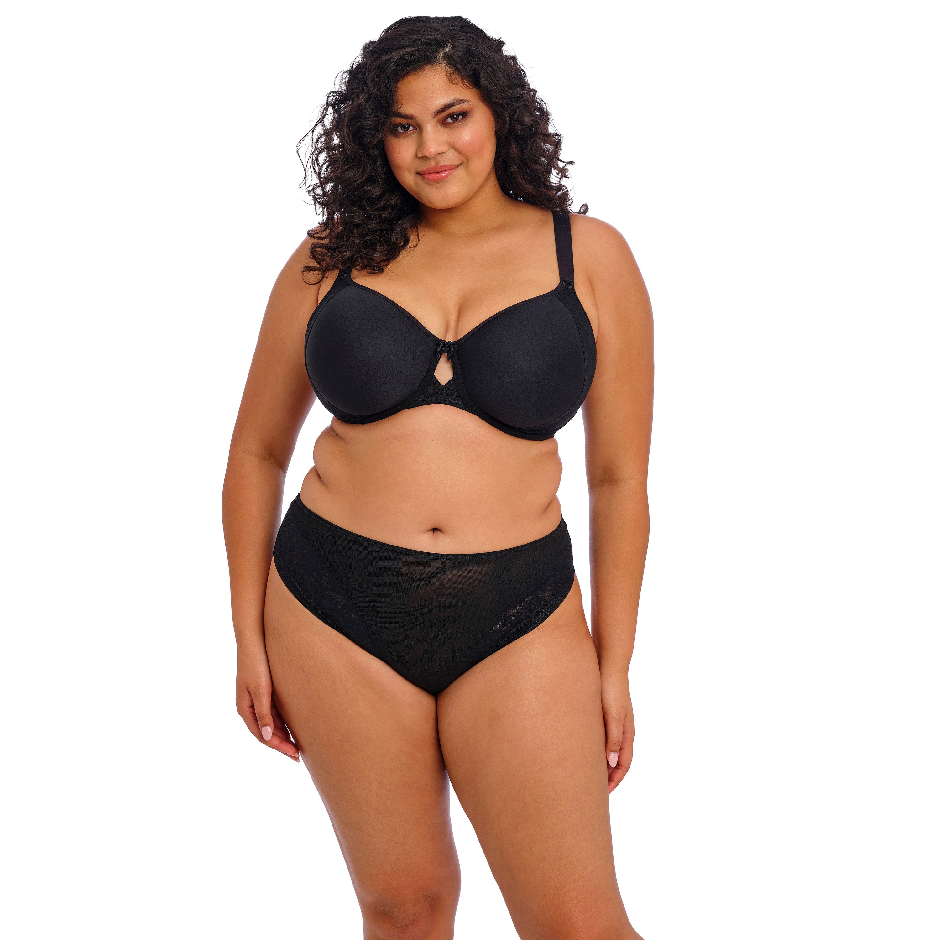 NERINA_BLACK_UW-MOULDED-SPACER-BRA_EL302710_HIGH-LEG-BRIEF_EL302753_F_TRADE_3000_SS25 fond blanc porte face