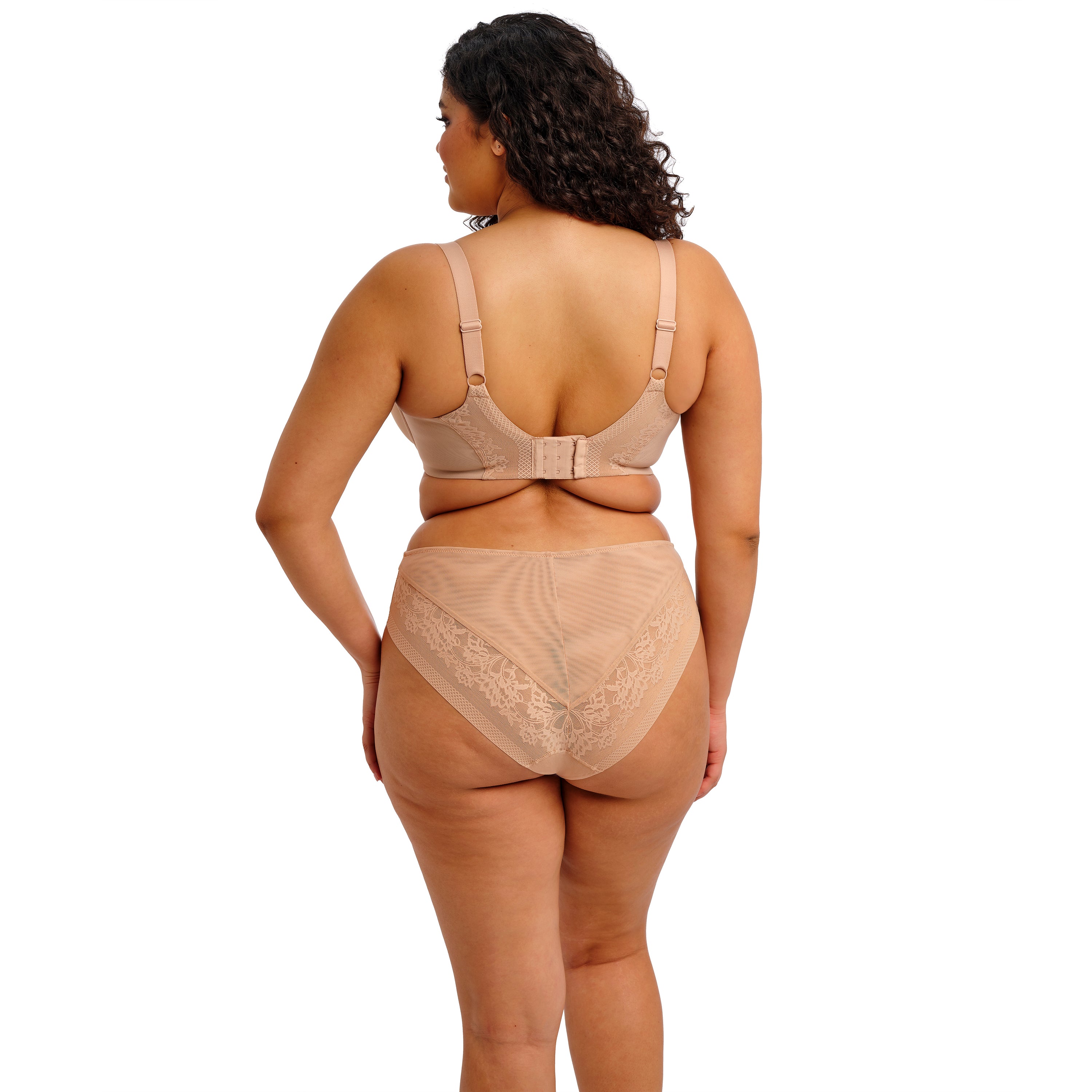 NERINA_SAHARA_UW-MOULDED-SPACER-BRA_EL302710_HIGH-LEG-BRIEF_EL302753_F_TRADE_3000_AW25 porte fond blanc dos Elomi