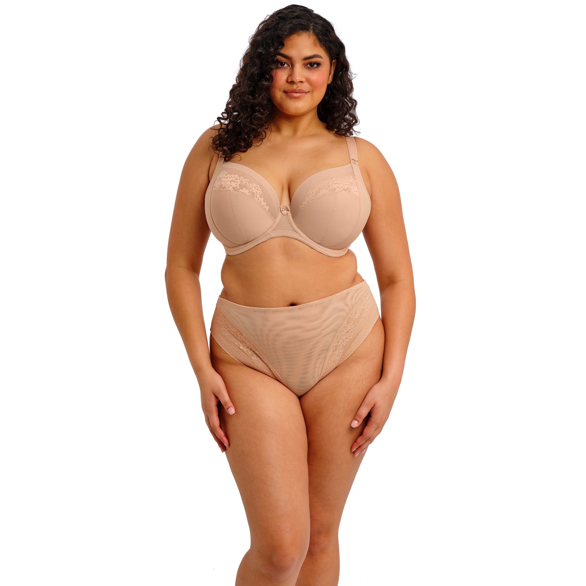 NERINA_SAHARA_UW-PLUNGE-BRA-STRETCH_EL302734_HIGH-LEG-BRIEF_EL302753_B_TRADE_3000_AW25 porte fond blanc face