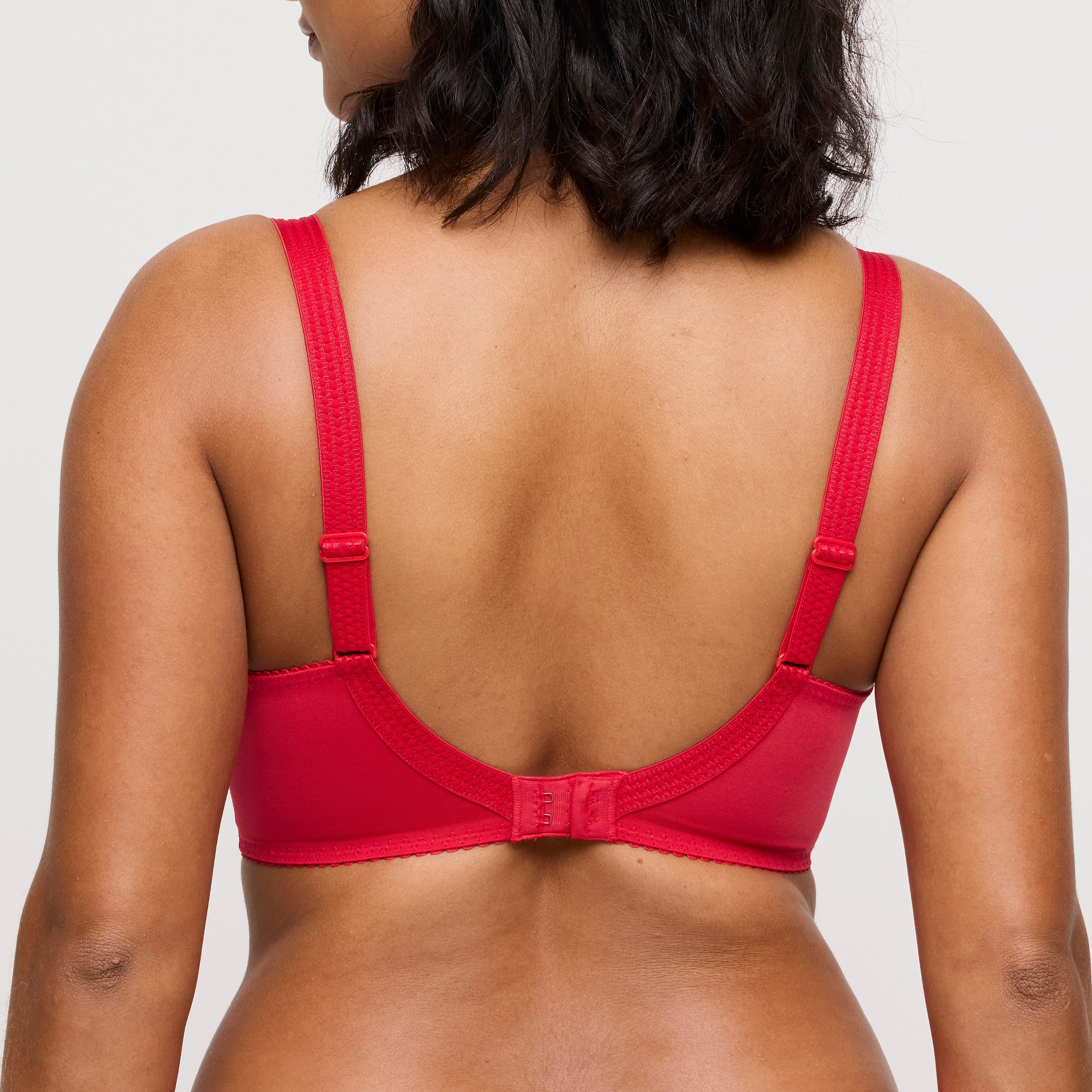 Soutien-gorge emboitant bonnet profond - MONTARA - PrimaDonna