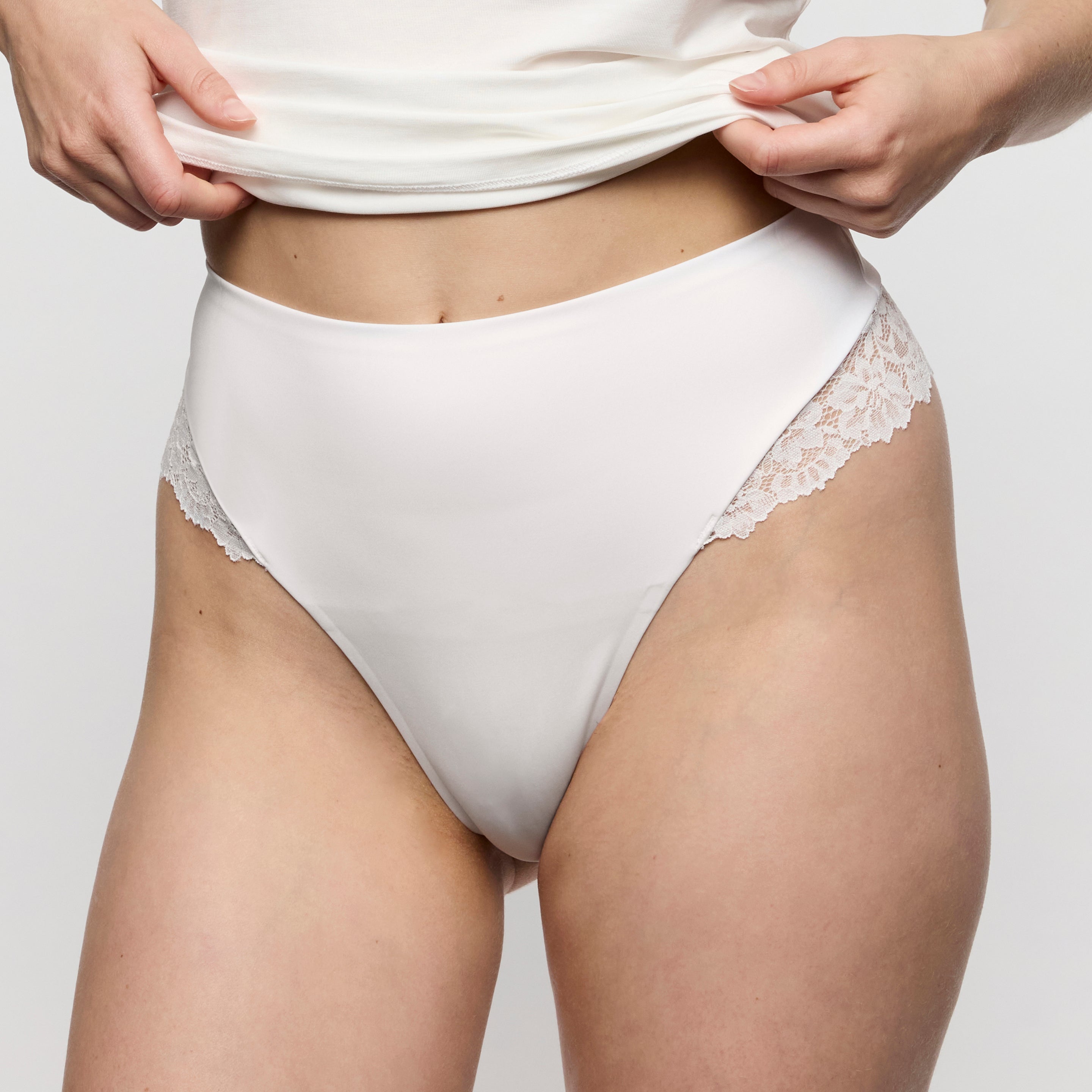 String taille haute lissant - SOFT STUDIO - Marie Jo