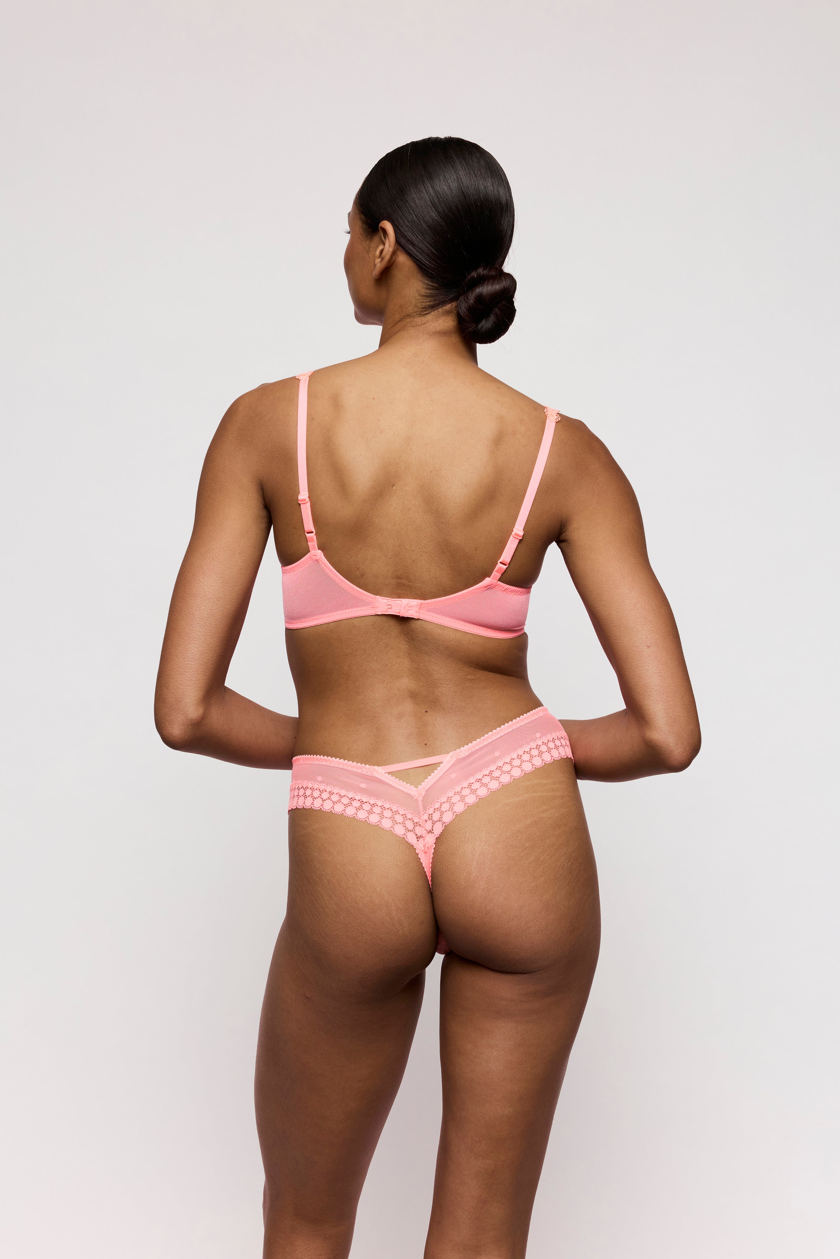 String - ANNAELLE - Marie-Jo