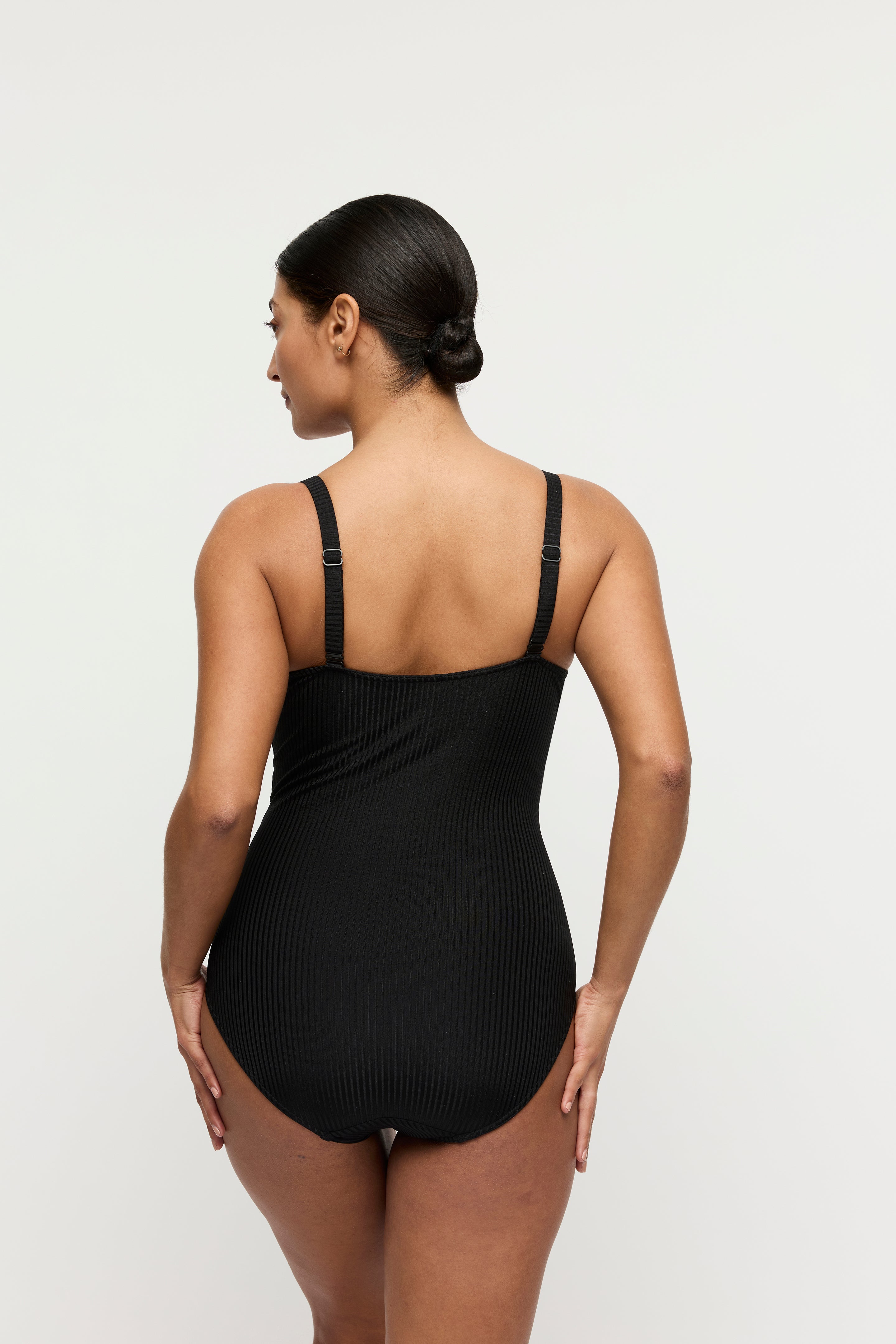 Maillot de bain 1 pièce avec armatures emboitant décolleté cache coeur - DELRAY - PrimaDonna